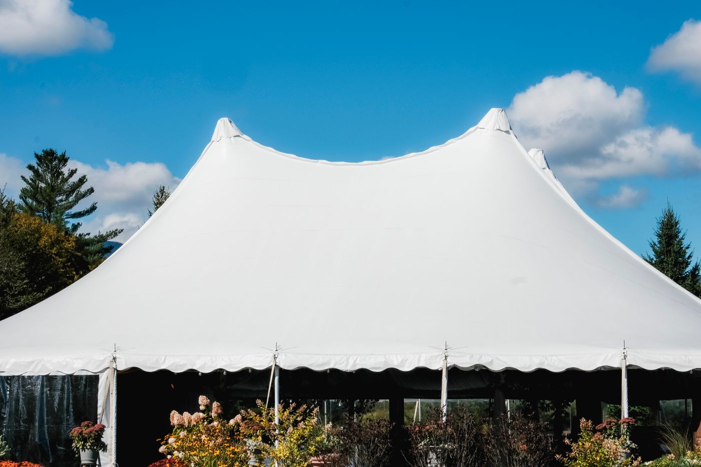 Tent and seating package